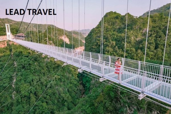 cầu kính bạch long mộc châu