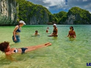 tour du lịch cát bà