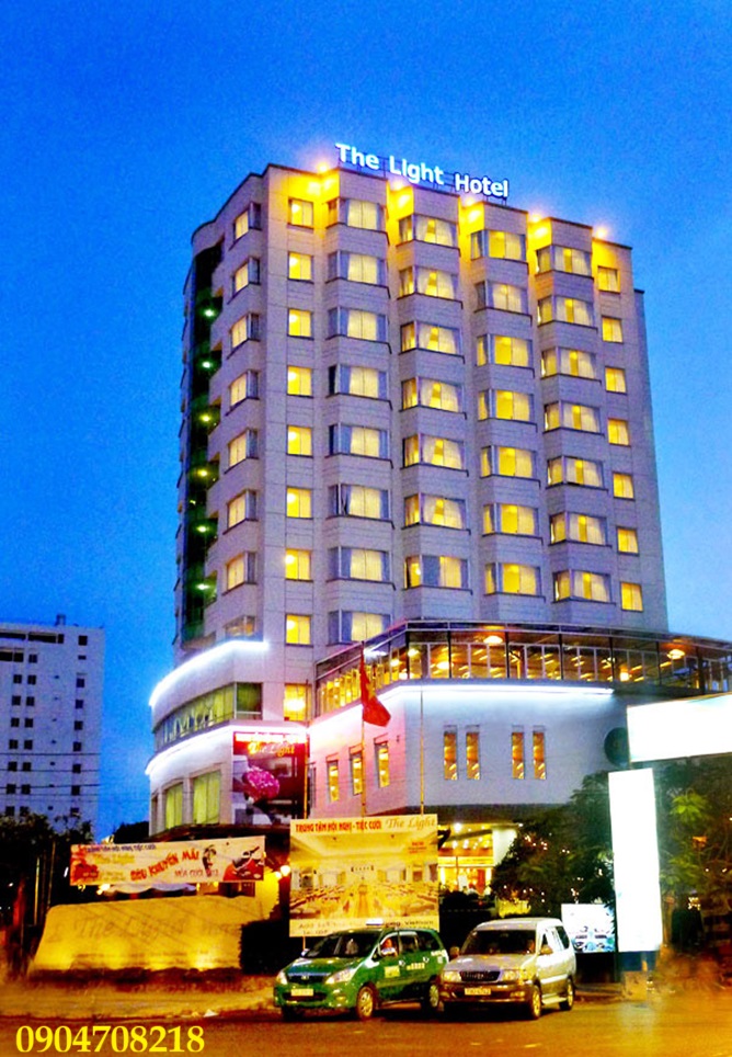 the light hotel nha trang
