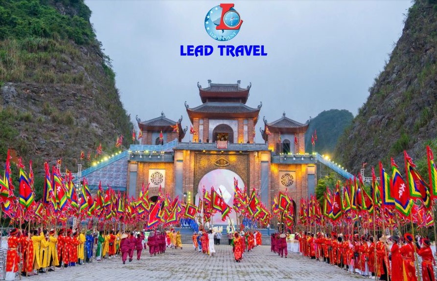 tour thung ui ninh binh